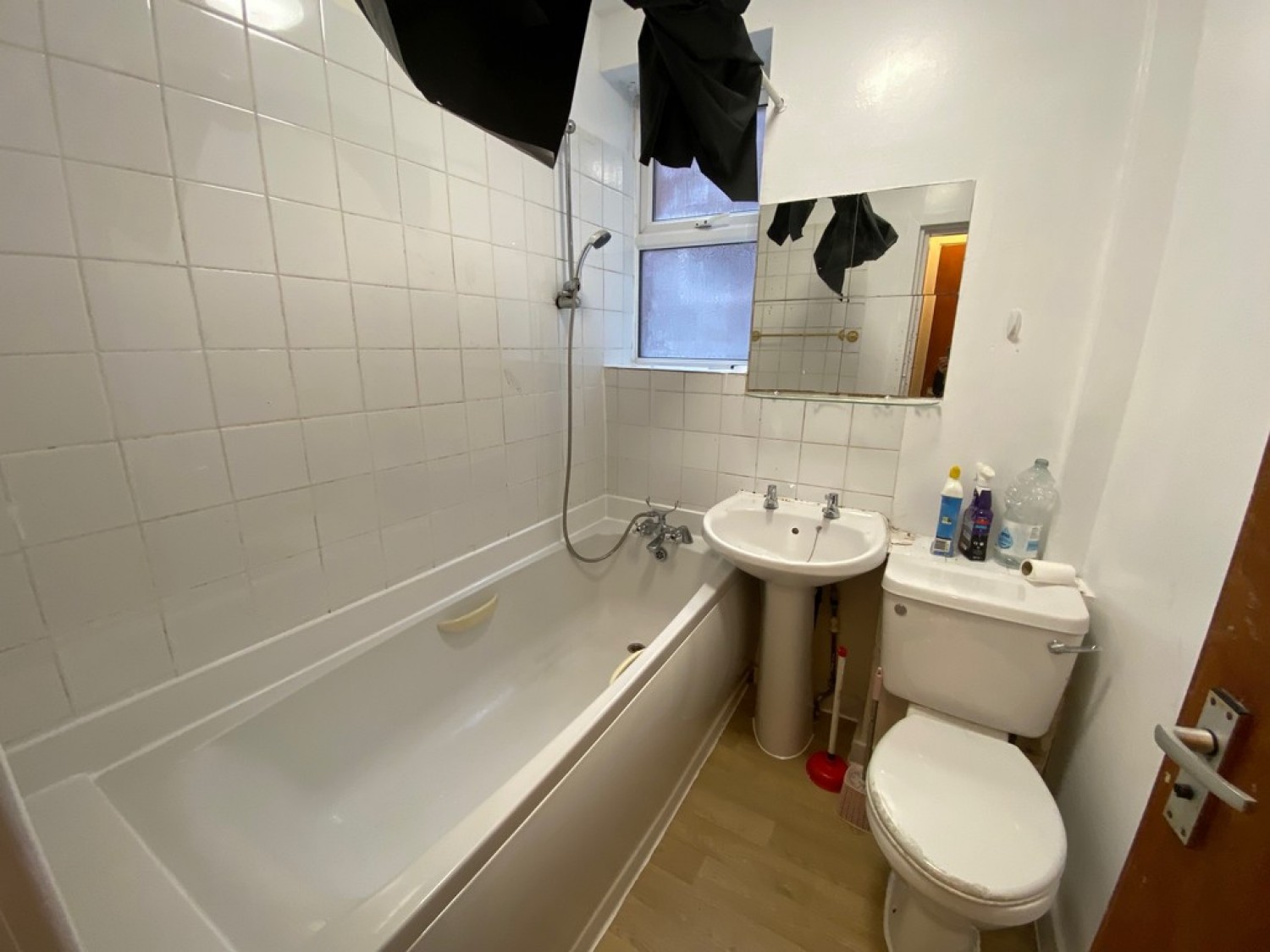 3 bedroom Flat for Letting Conyngham Road, Manchester