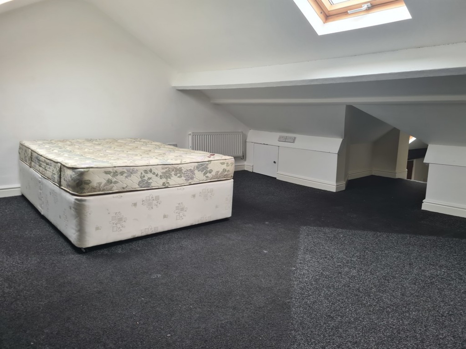 3 bedroom Flat for Letting Milton Grove, Whalley Range, Manchester