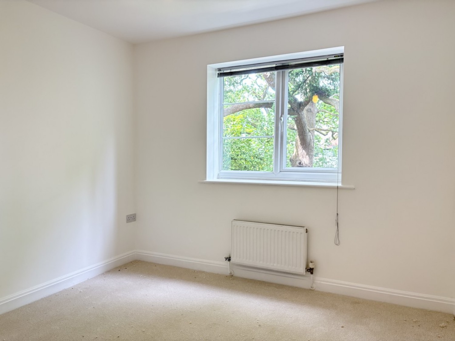 2 bedroom Flat for Letting Hollyhedge Heights, Hollyhedge Road