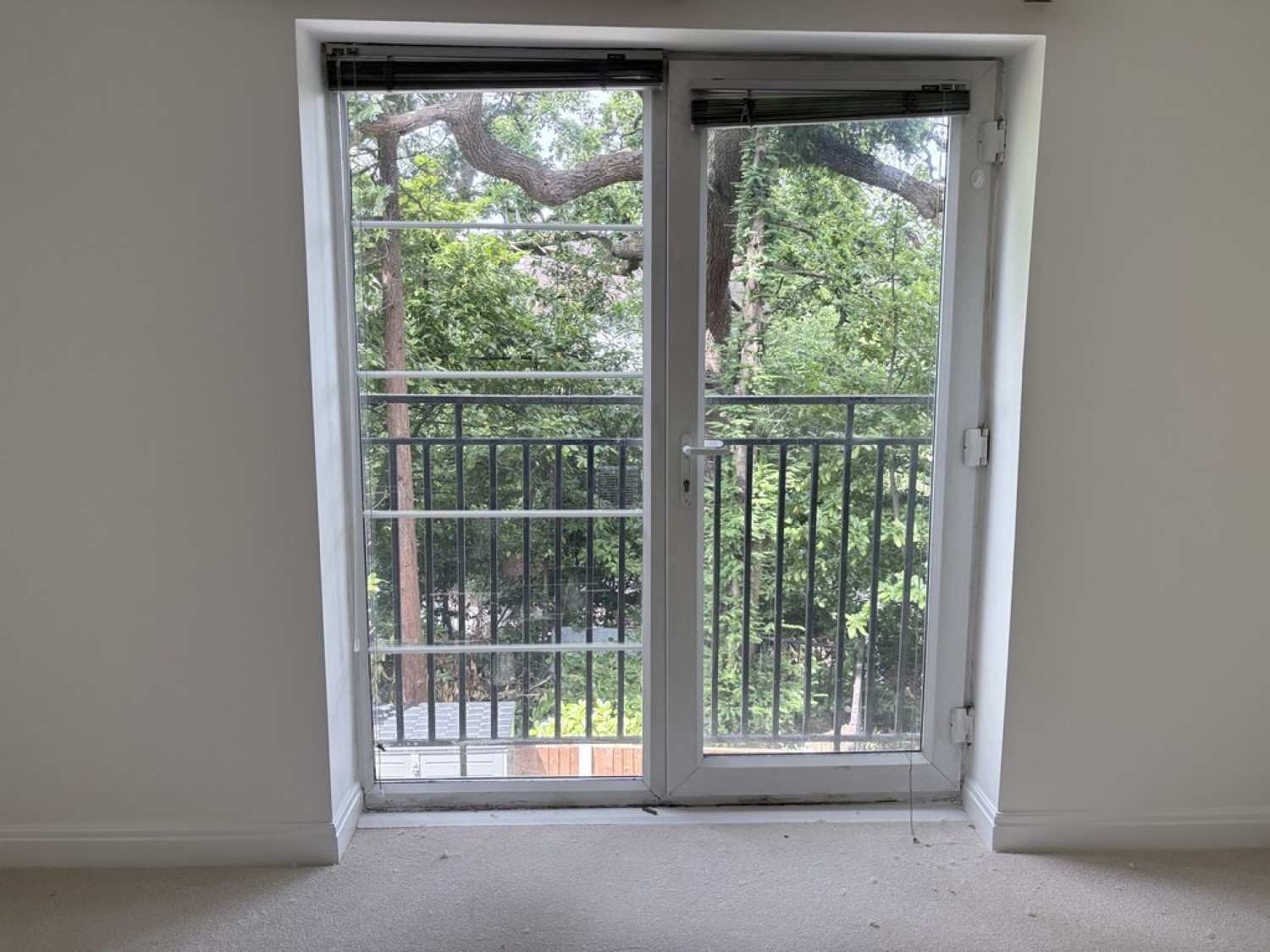 2 bedroom Flat for Letting Hollyhedge Heights, Hollyhedge Road