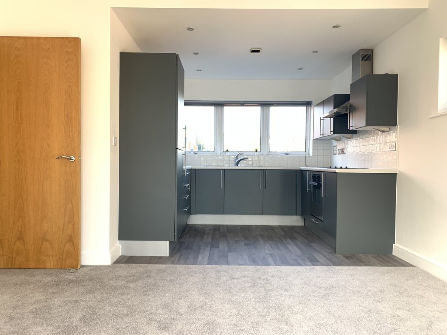 2 bedroom Flat for Letting Montmano Drive, Didsbury, Manchester