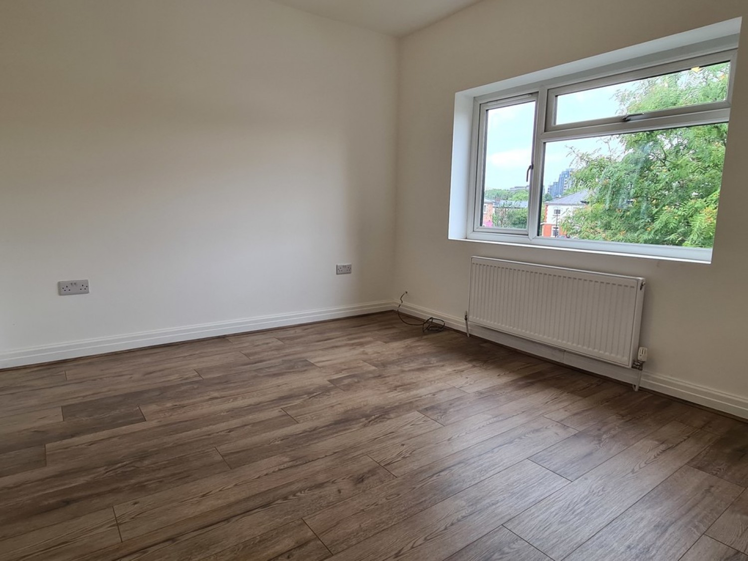 3 bedroom House for Letting Addison Crescent, Whalley Range, Manchester
