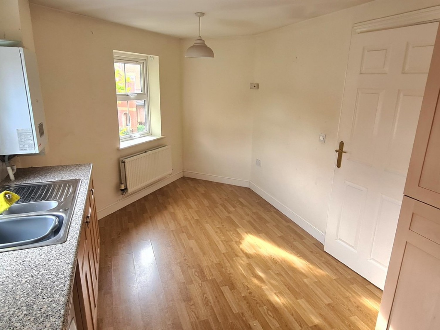 2 bedroom Flat for Letting New Barns Avenue, Chorlton, Manchester