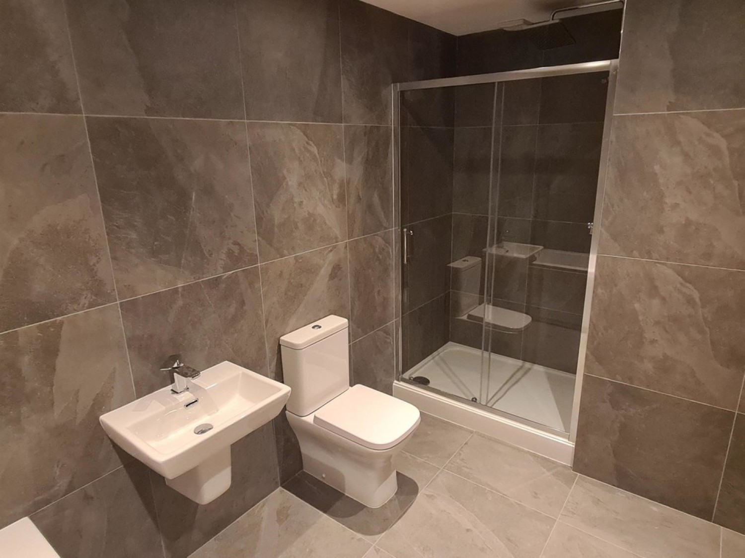 2 bedroom Flat in Silverwood Avenue, Chorlton, Manchester