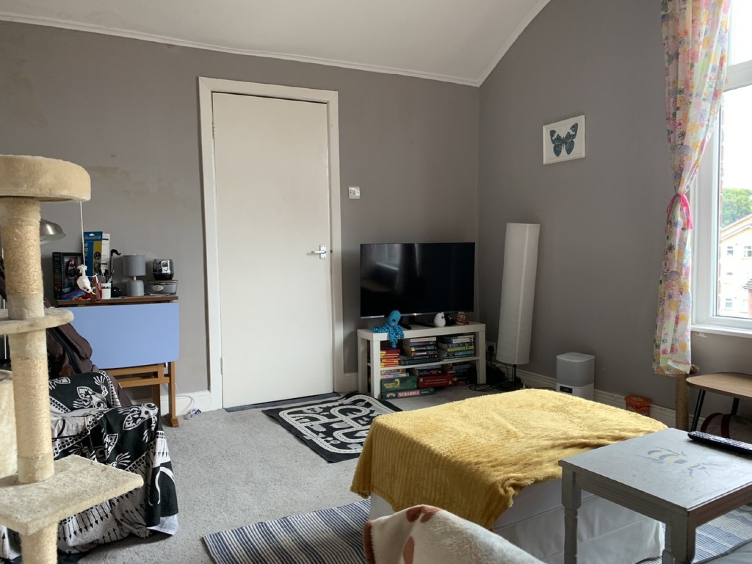 1 bedroom Flat for Letting Clarendon Road, Whalley Range, Manchester