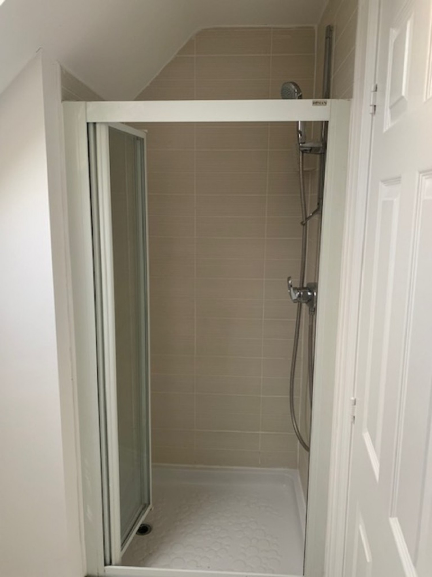 3 bedroom House for Letting Alderglen Road, Cheetham Hill, Manchester