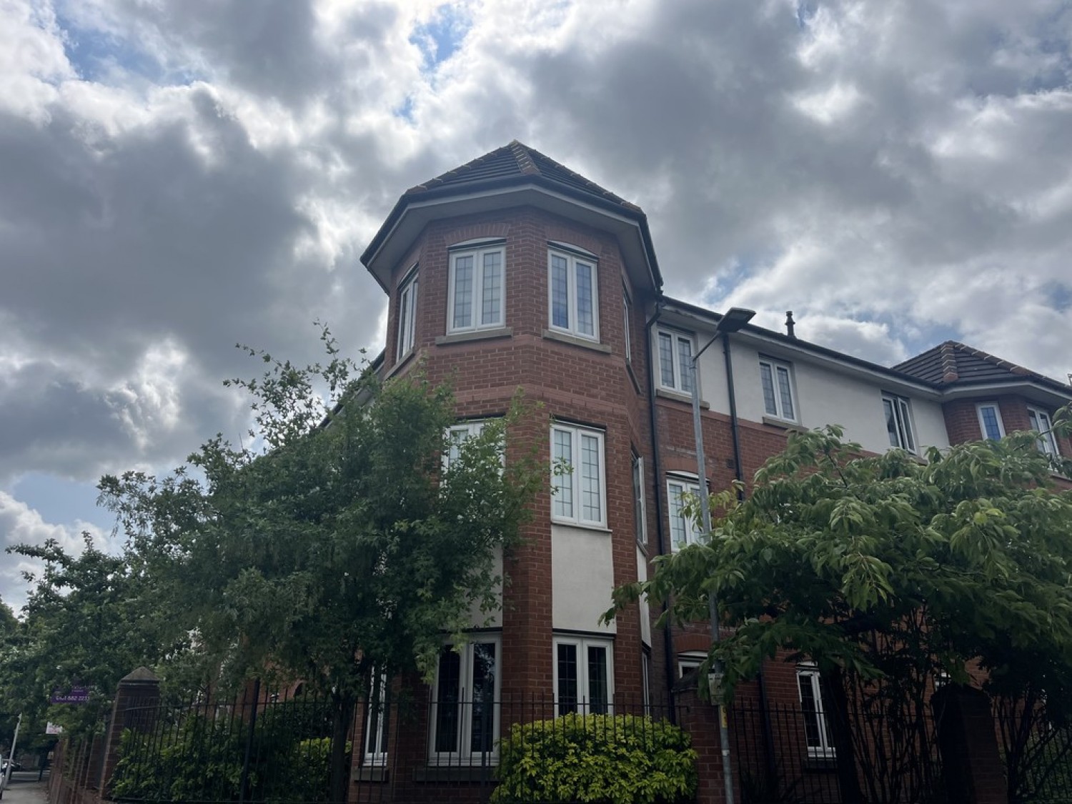 2 bedroom Flat in Nell Lane, Chorlton, Manchester