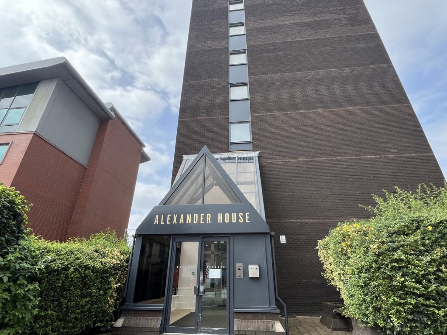 1 bedroom Flat for Letting Talbot Road, Stretford, Manchester