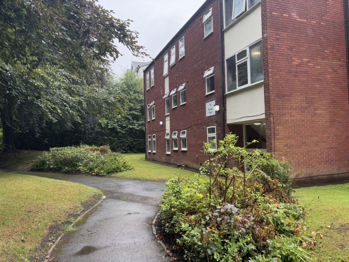 Upper Chorlton Road, Whalley Range, Manchesteer
