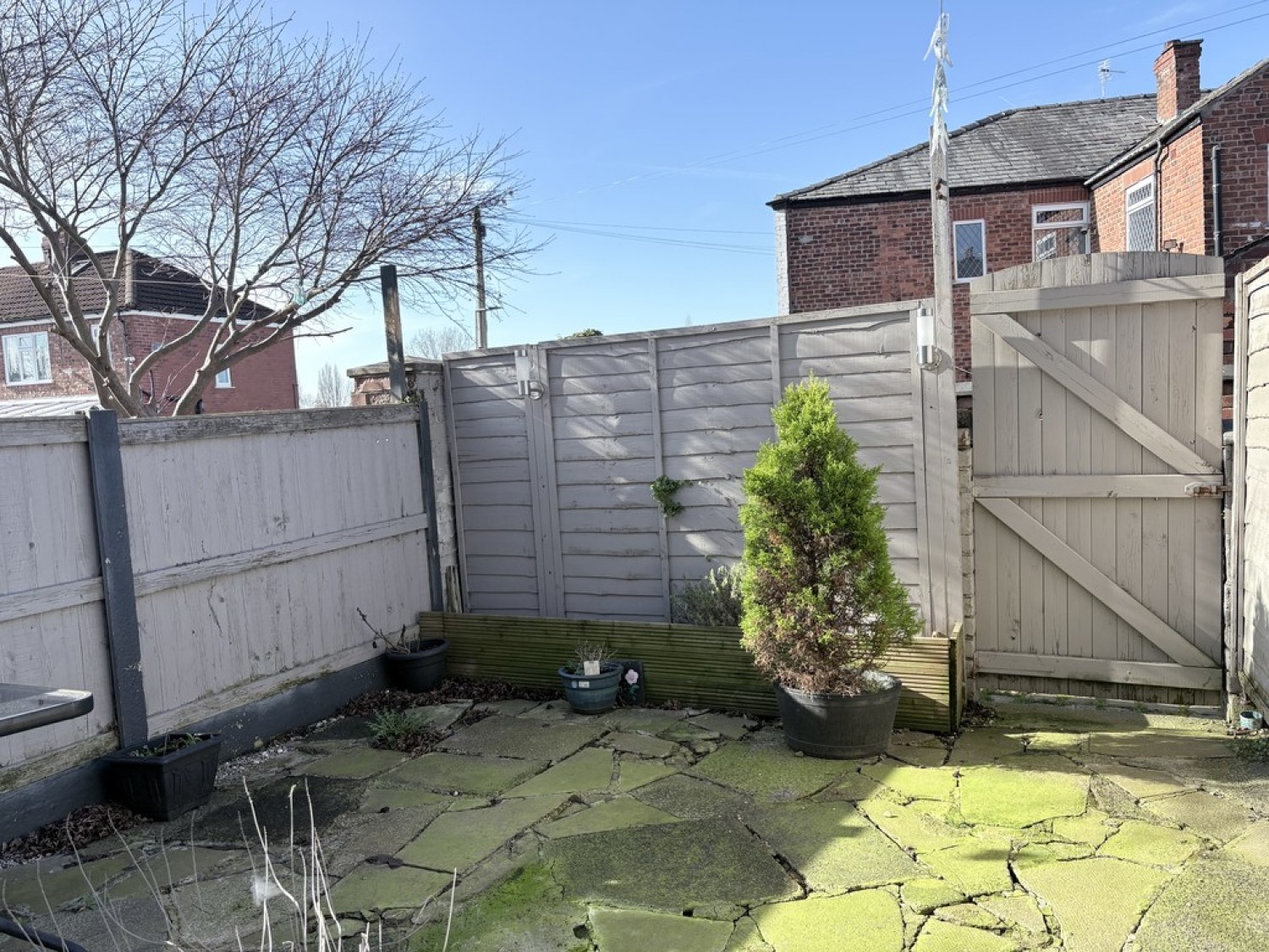 2 bedroom House for Letting Barnsley Street, Stockport, Greater Manchester