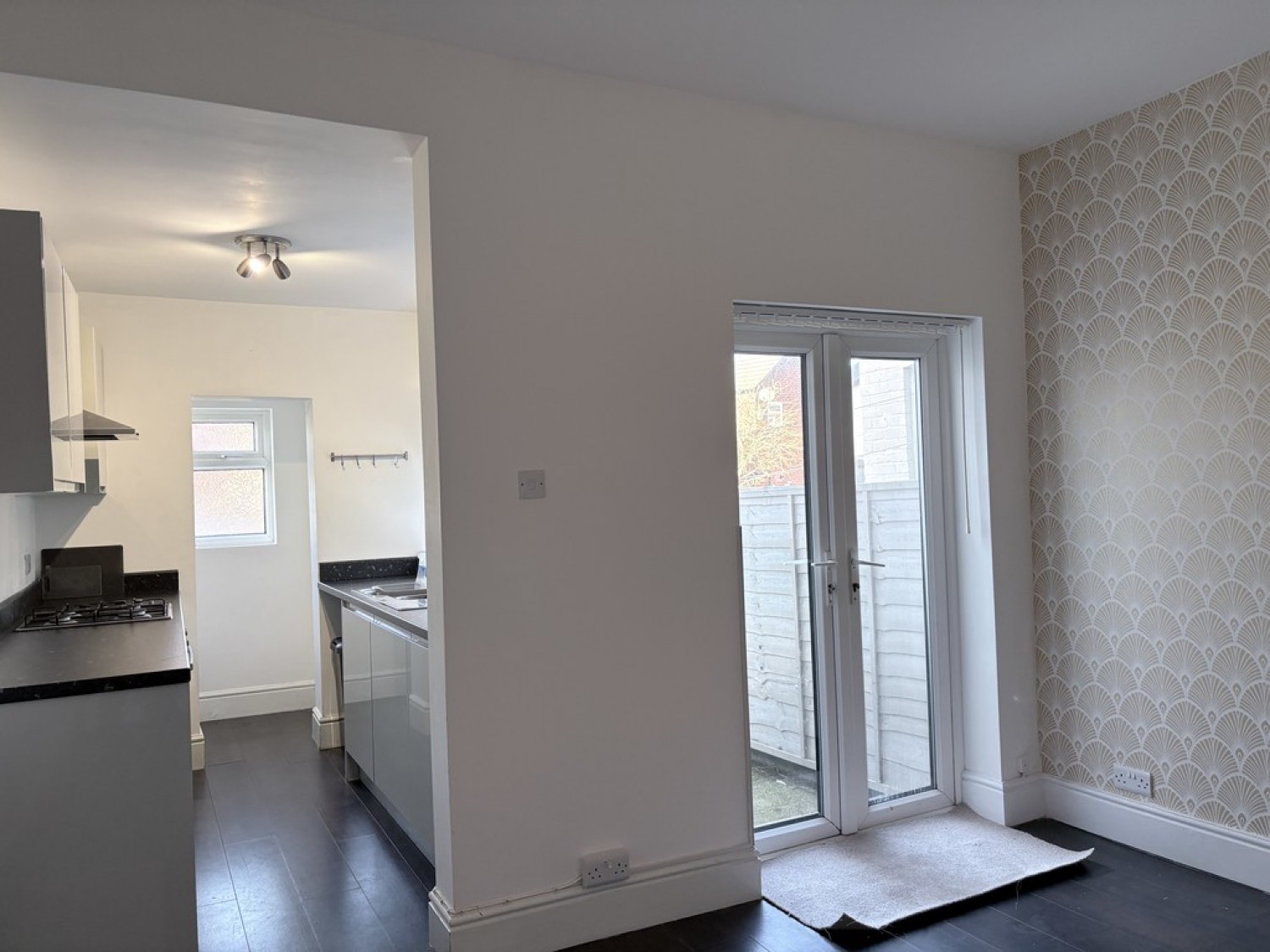2 bedroom House for Letting Barnsley Street, Stockport, Greater Manchester