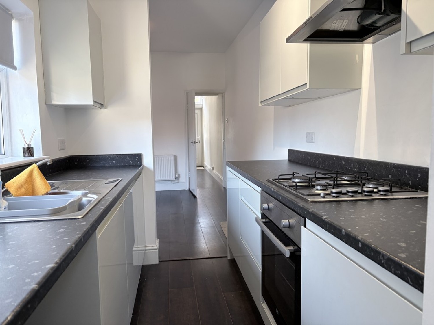 2 bedroom House for Letting Barnsley Street, Stockport, Greater Manchester