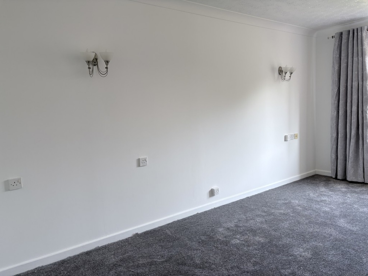 1 bedroom Property for Letting Edge Lane, Chorlton, Manchester