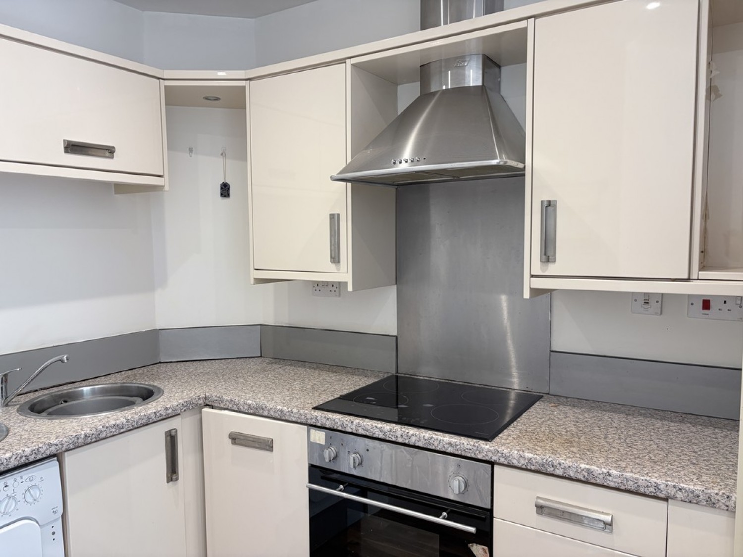 2 bedroom Flat for Letting Withington Road, Whalley Range
