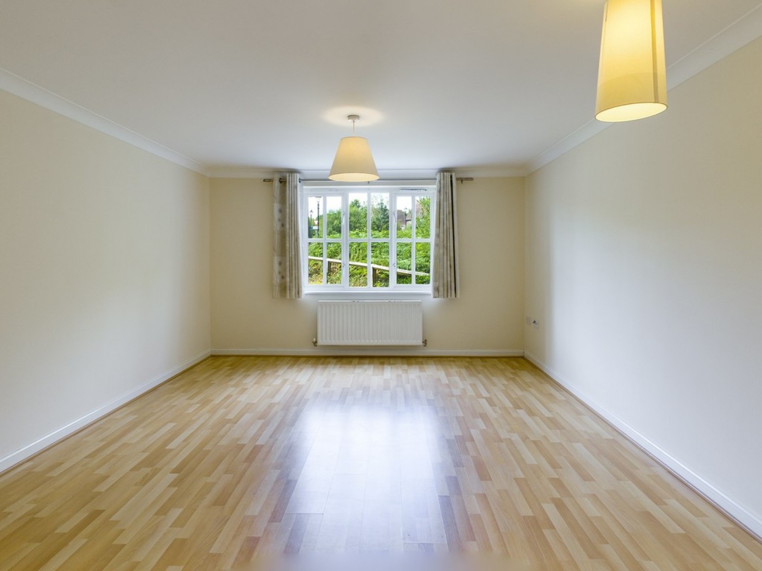 Farriers Lea, Bolnore Village