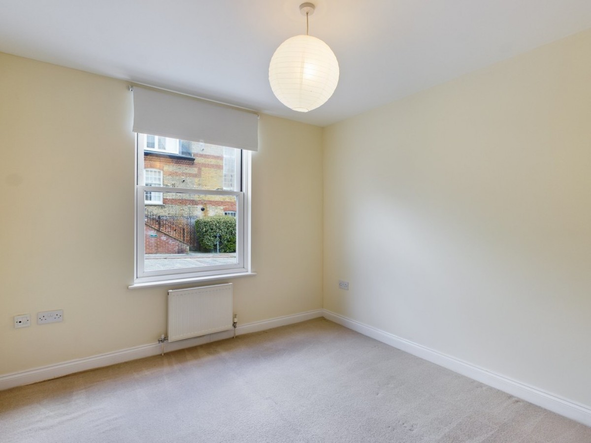 Butchers Court, Southdowns Park