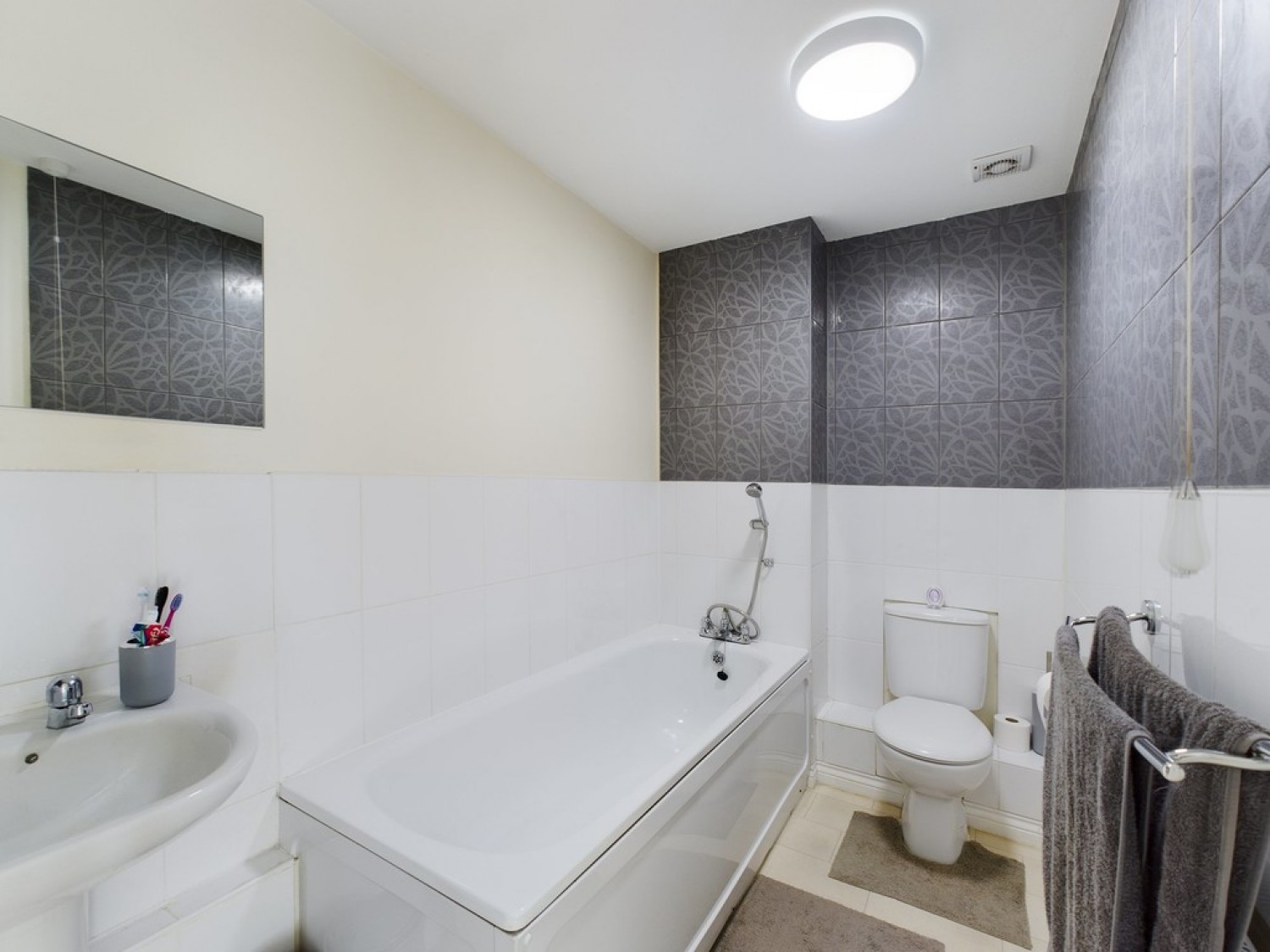 Orchard Close, Burgess Hill