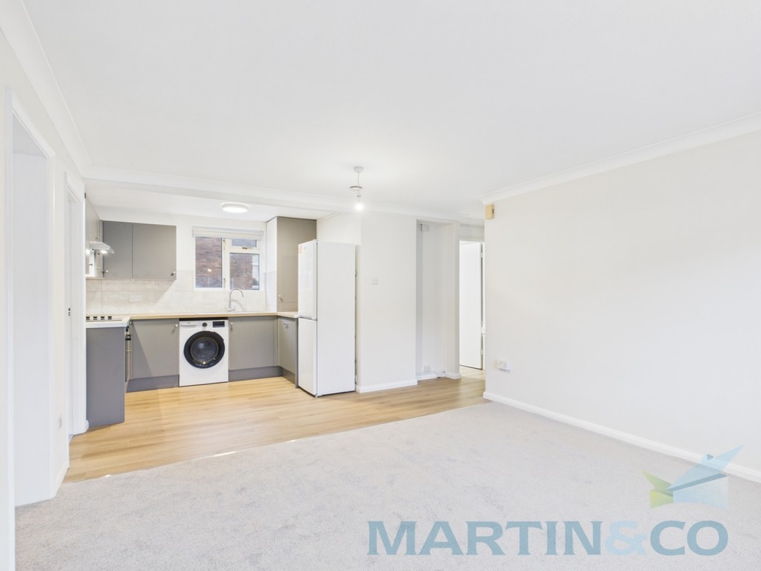 2 bedroom Flat in Keymer Court, Burgess Hill