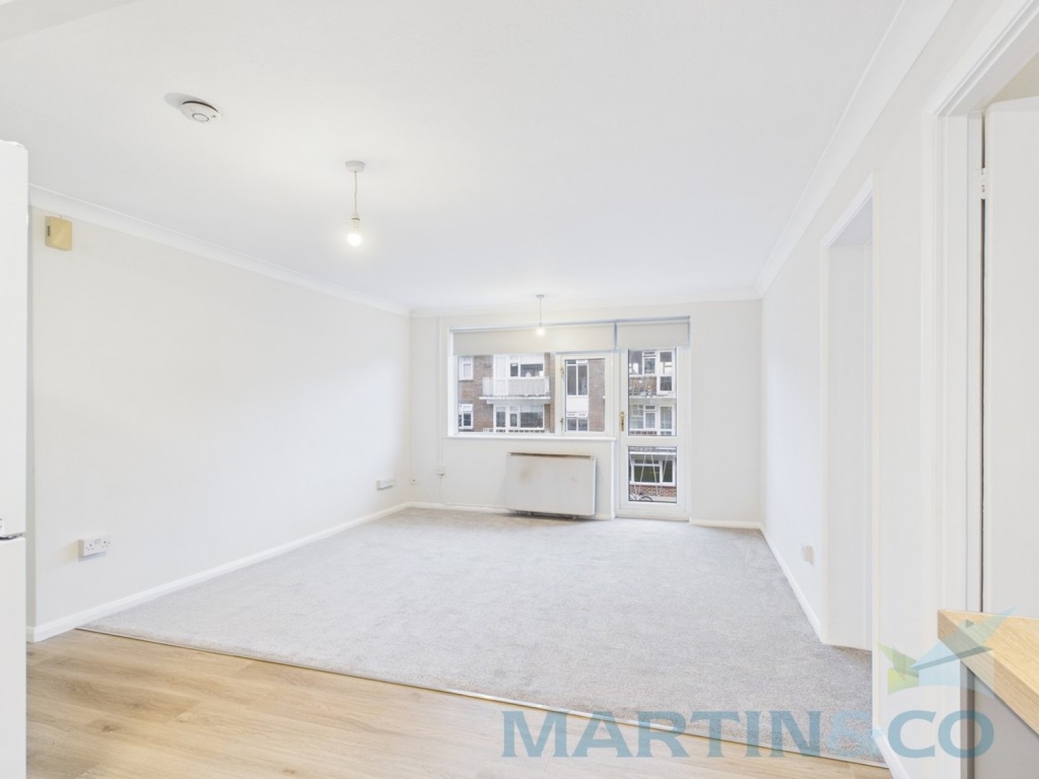 2 bedroom Flat in Keymer Court, Burgess Hill