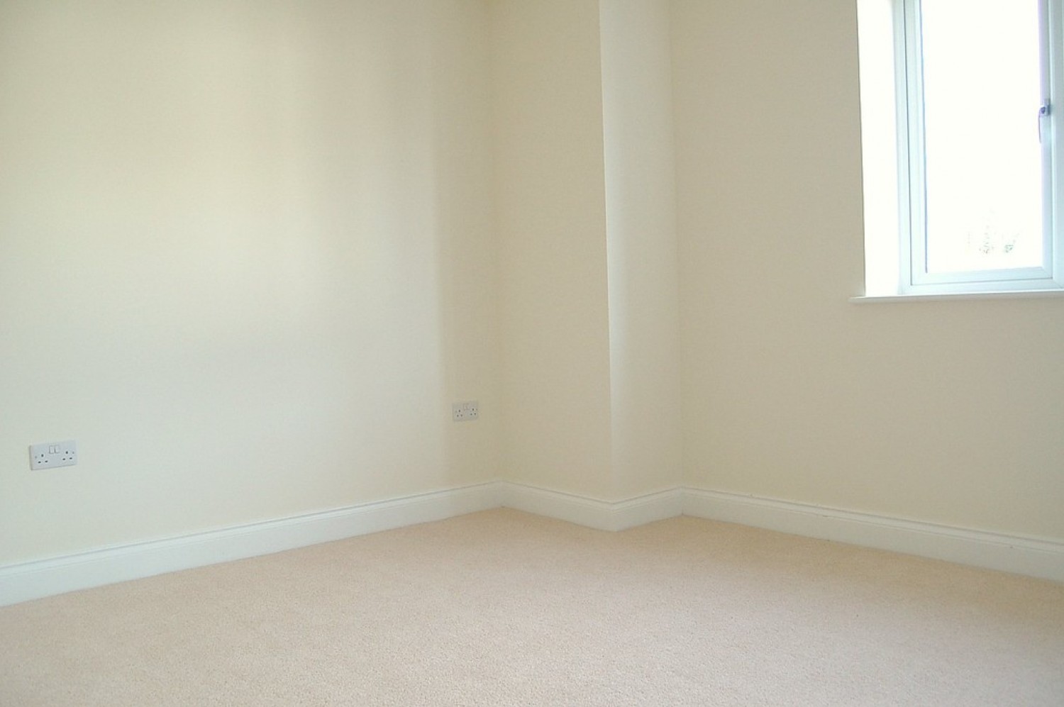 1 bedroom Flat for Sale Ansty Cross, Cuckfield Road