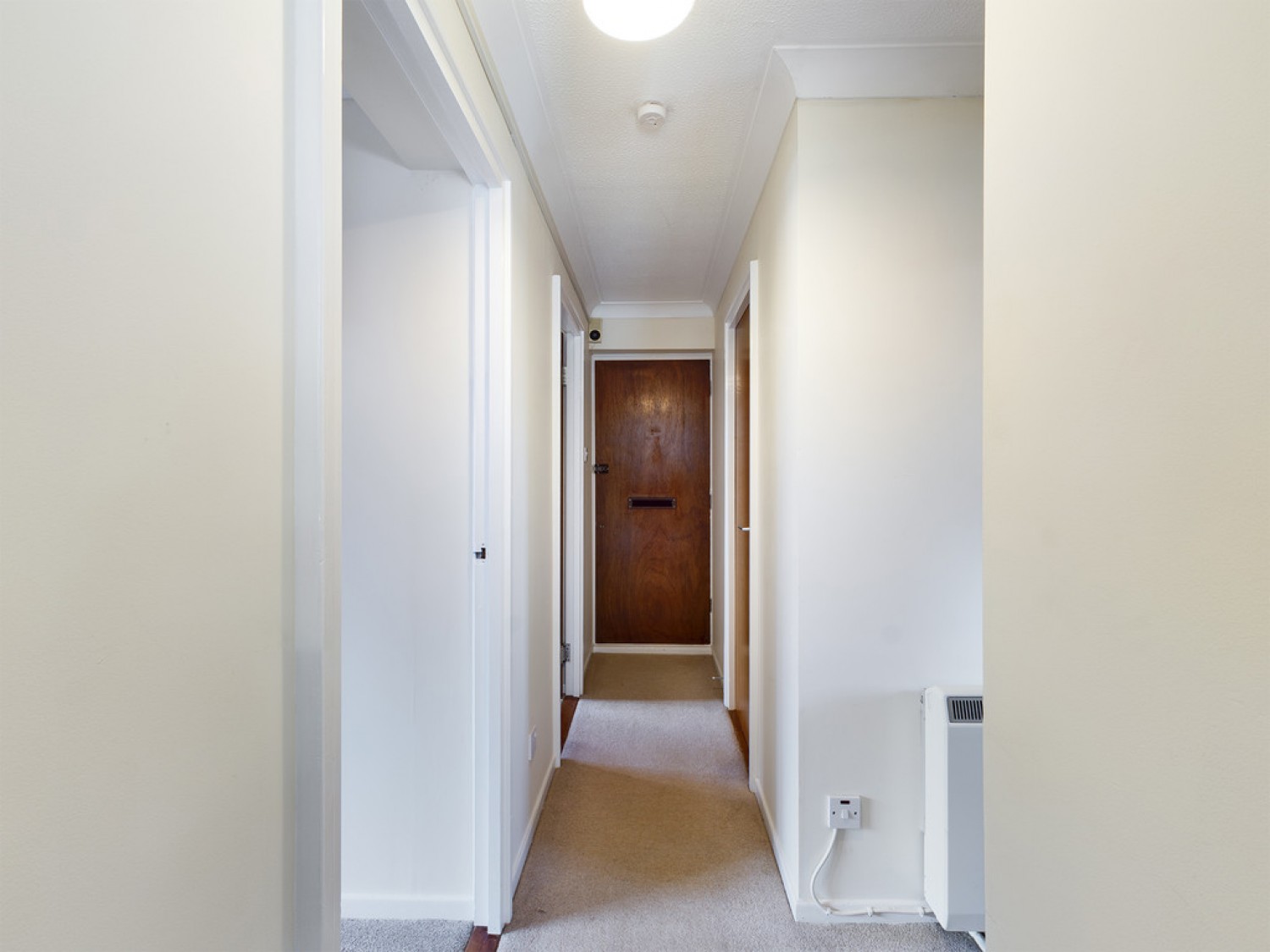 2 bedroom Flat for Letting Benjamin Lodge