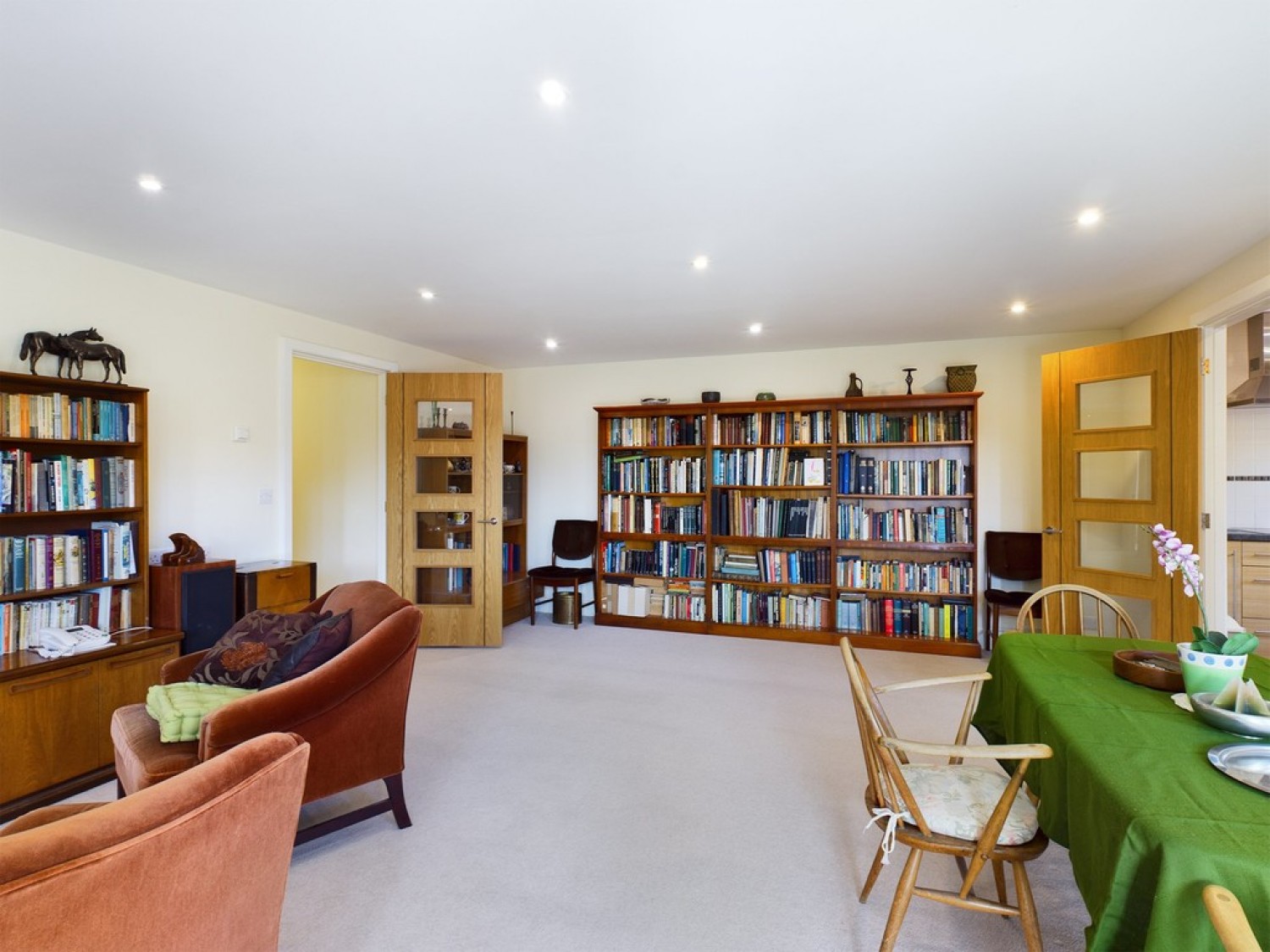 2 bedroom Flat for Sale Burgess Hill