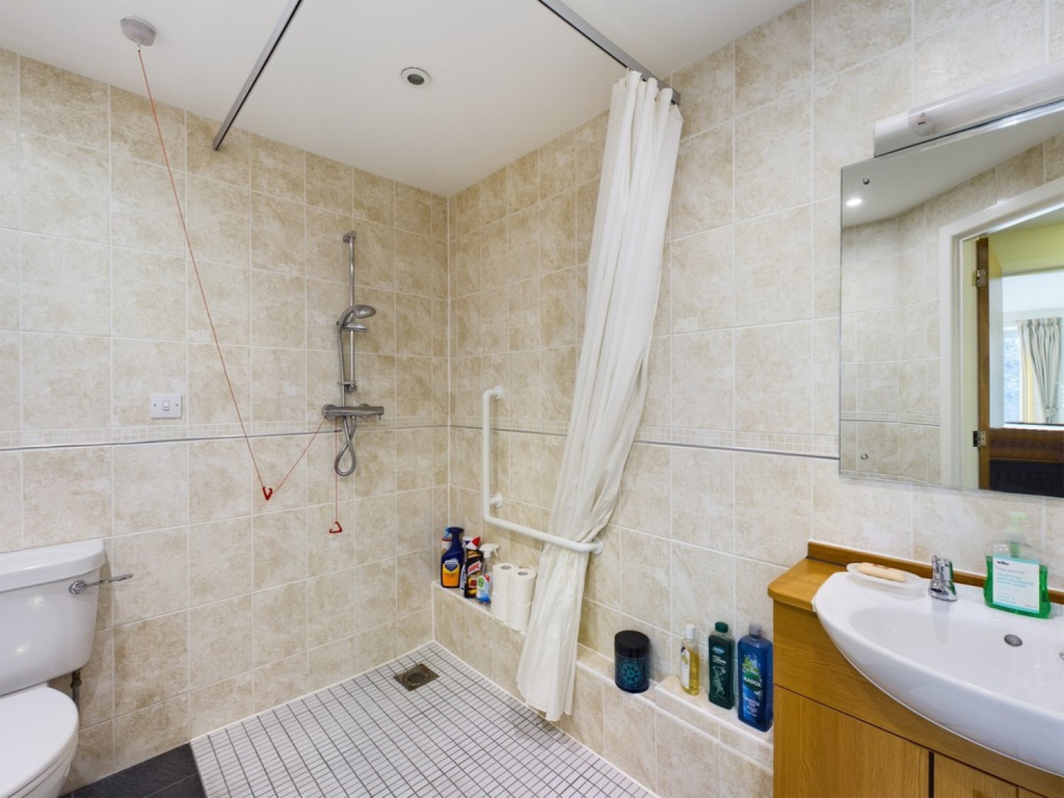 2 bedroom Flat for Sale Burgess Hill