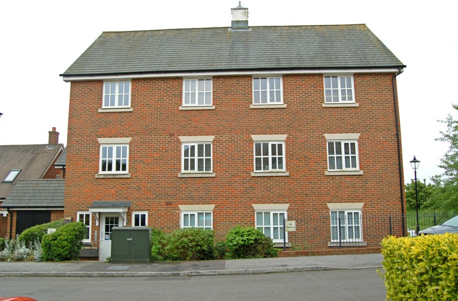 2 bedroom Flat for Sale Farriers Lea, Bolnore Village