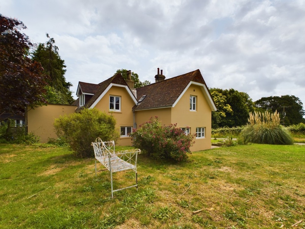 Bineham Lodge
