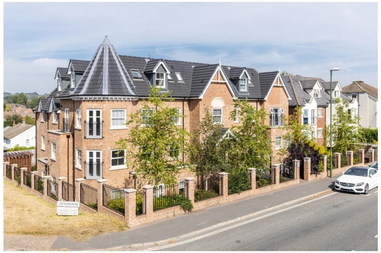 The Oaks, Haywards Heath