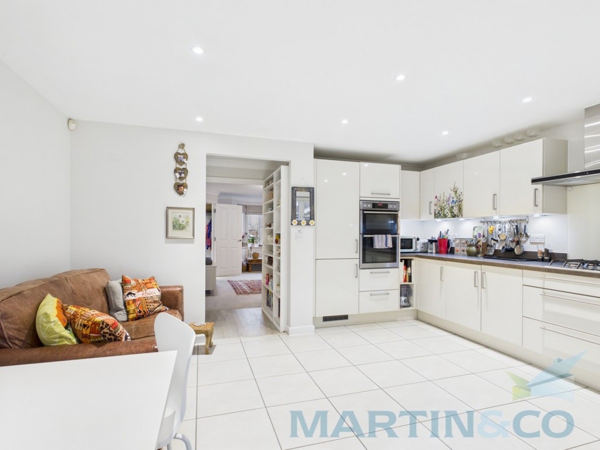 Batt Street, Burgess Hill