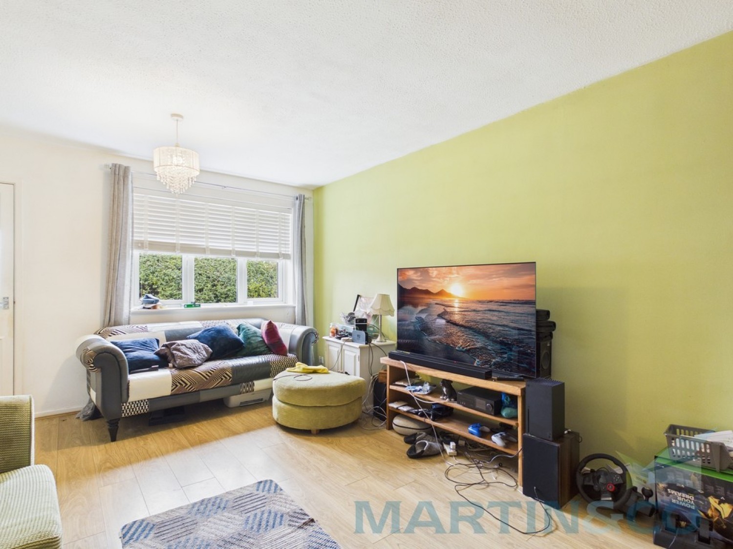 2 bedroom House for Letting Burdocks Drive, Burgess Hill, West Sussex