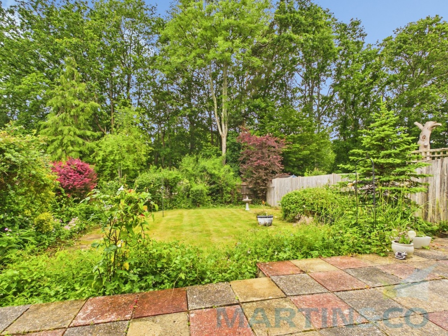 2 bedroom House for Sale Pinehurst , Burgess Hill