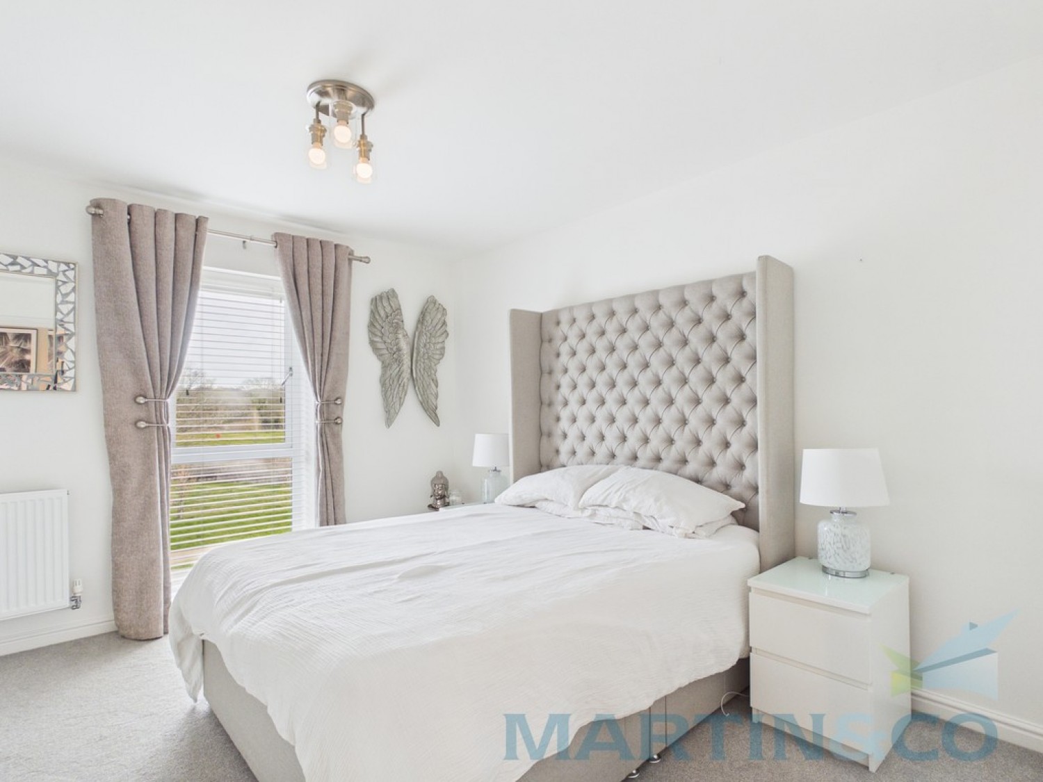 2 bedroom Flat for Sale Icarus Avenue, Burgess Hill