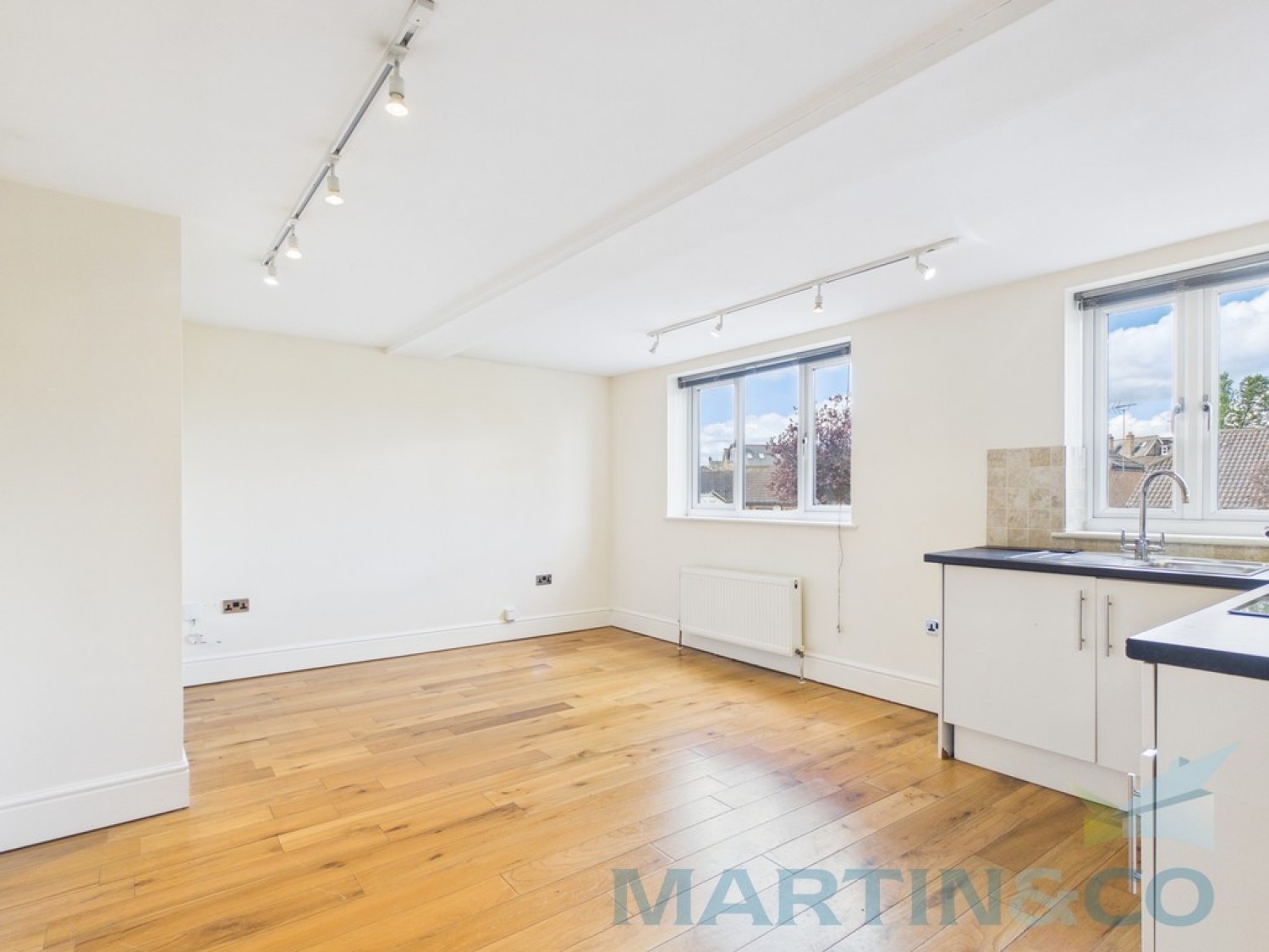 1 bedroom Flat for Sale Ashenground Road, Haywards Heath, West Sussex