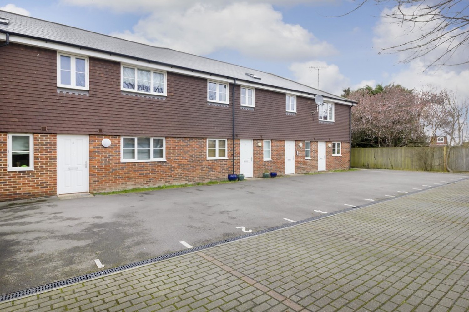1 bedroom Flat for Sale Amberley Mews, Burgess Hill, West Sussex
