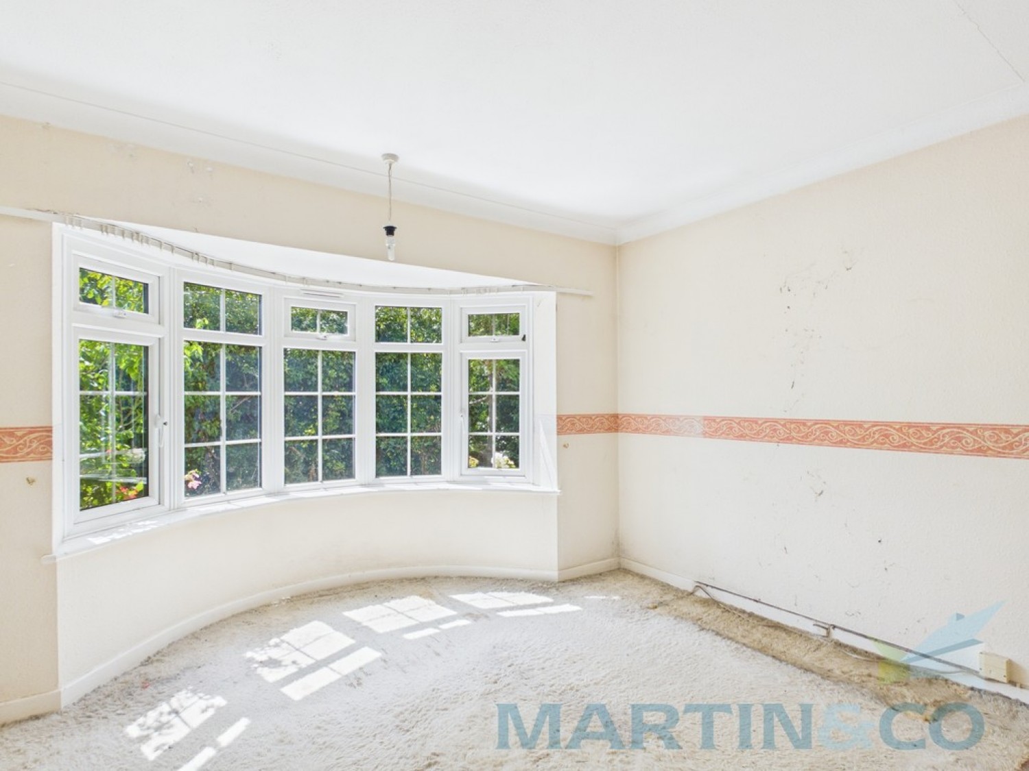 3 bedroom Bungalow for Sale Firtoft Close, Burgess Hill