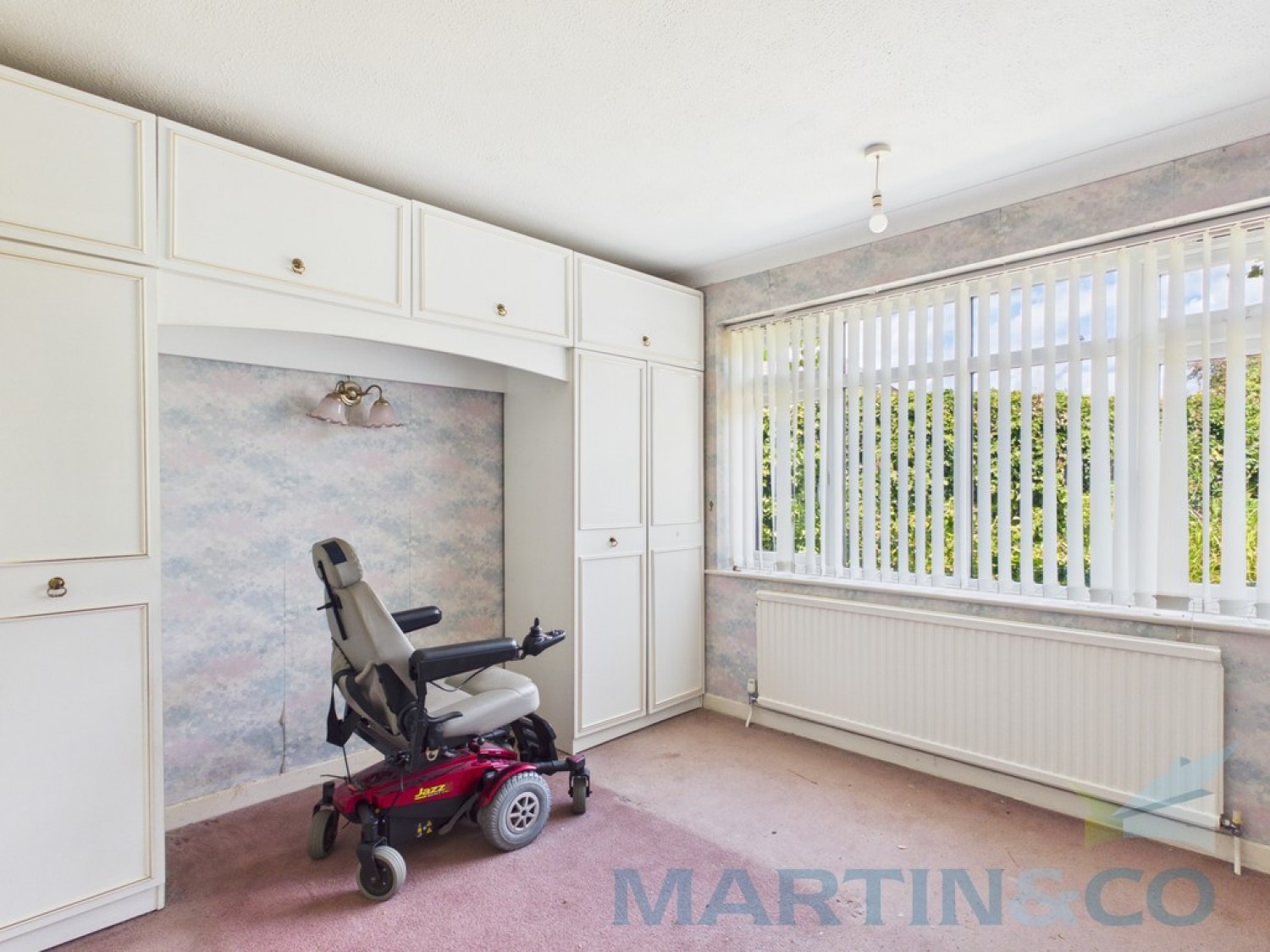 3 bedroom Bungalow for Sale Firtoft Close, Burgess Hill