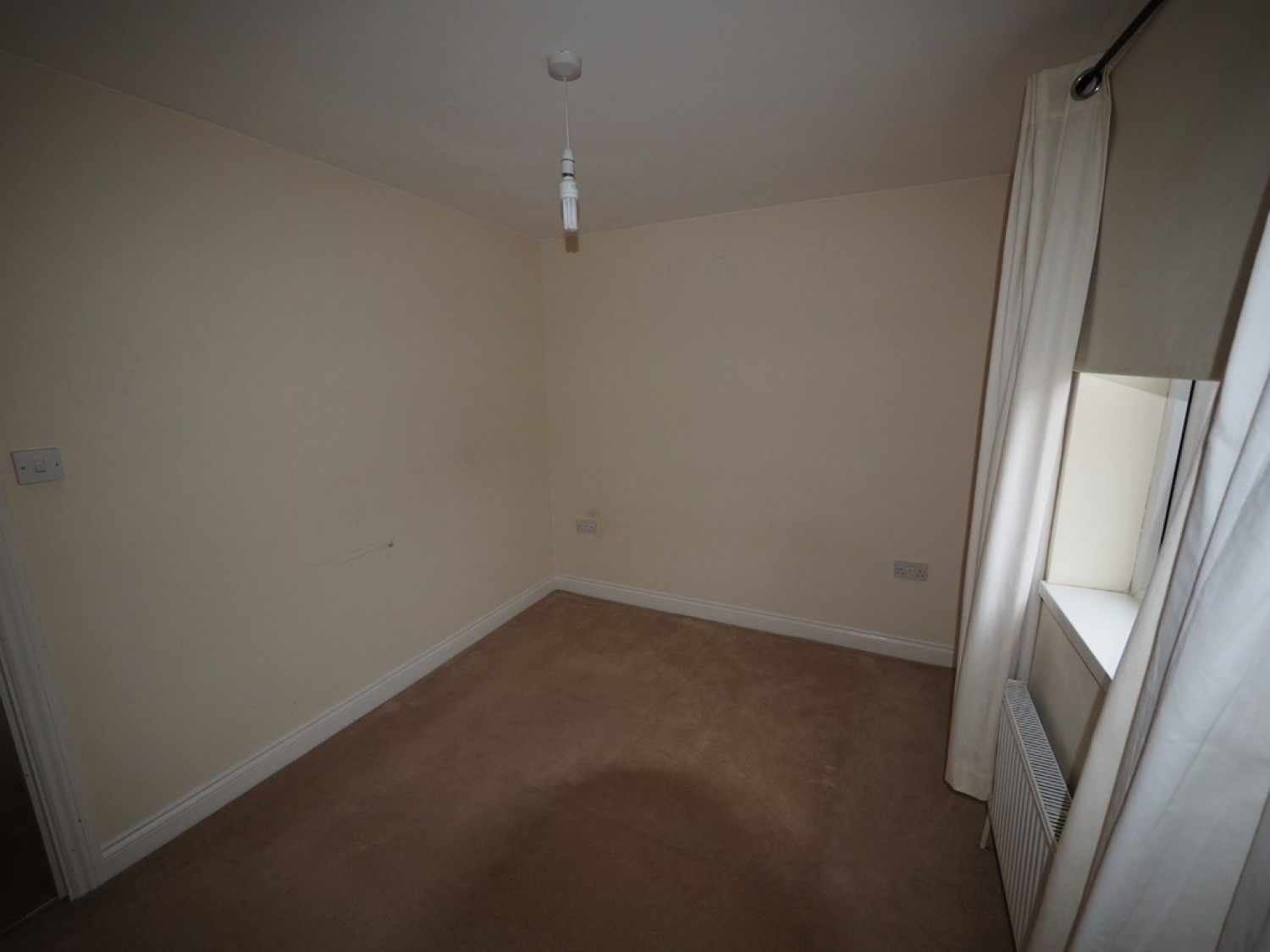 High Street, Lazenby