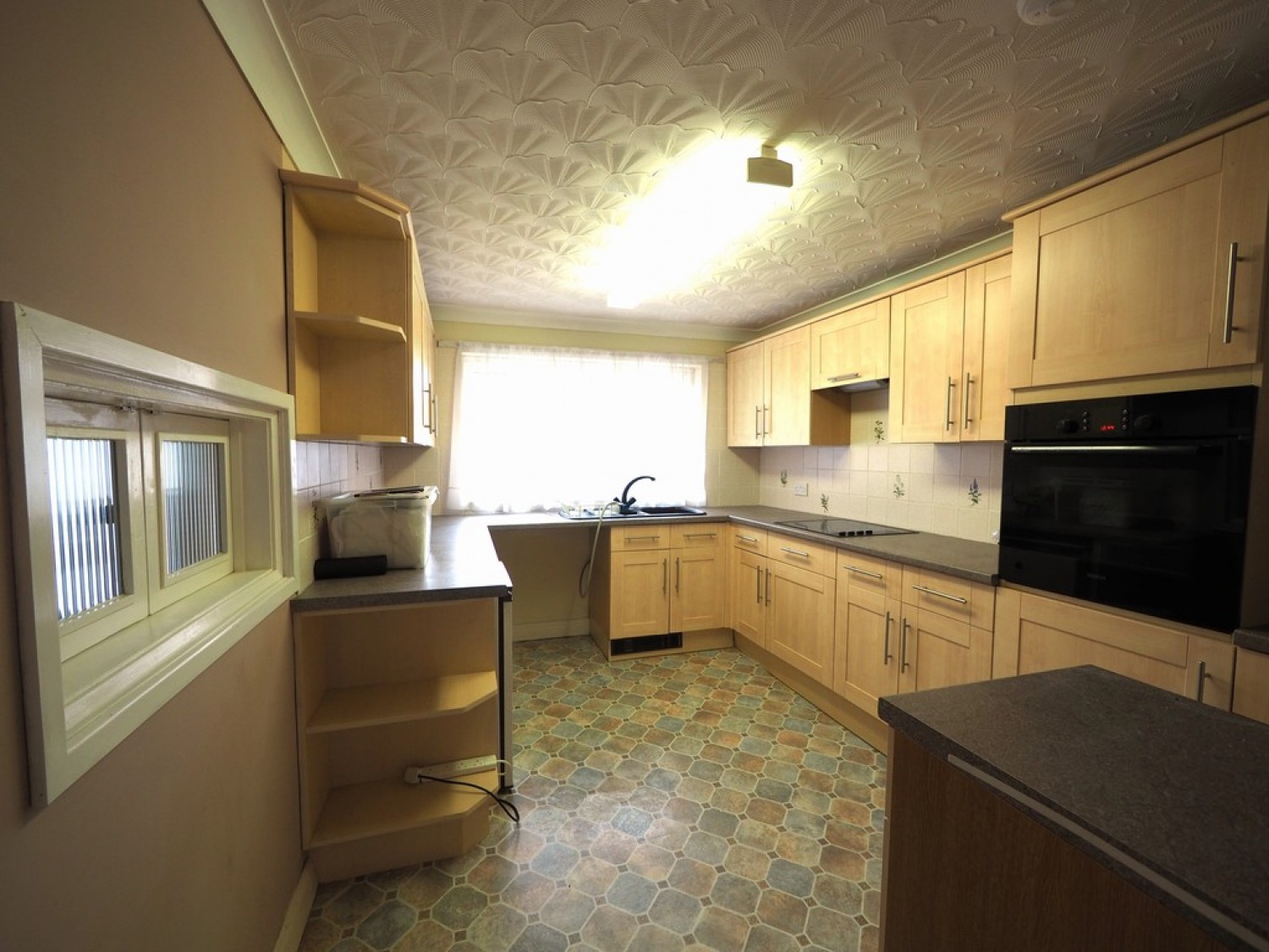 2 bedroom Bungalow in Vine Close, Guisborough