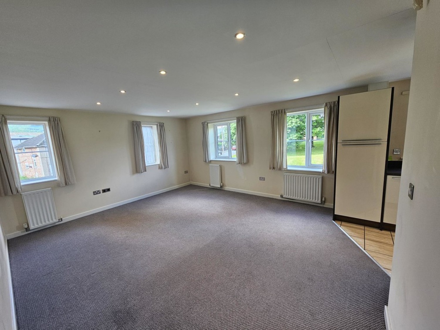 2 bedroom Flat for Letting Chaloner Hall Apartments