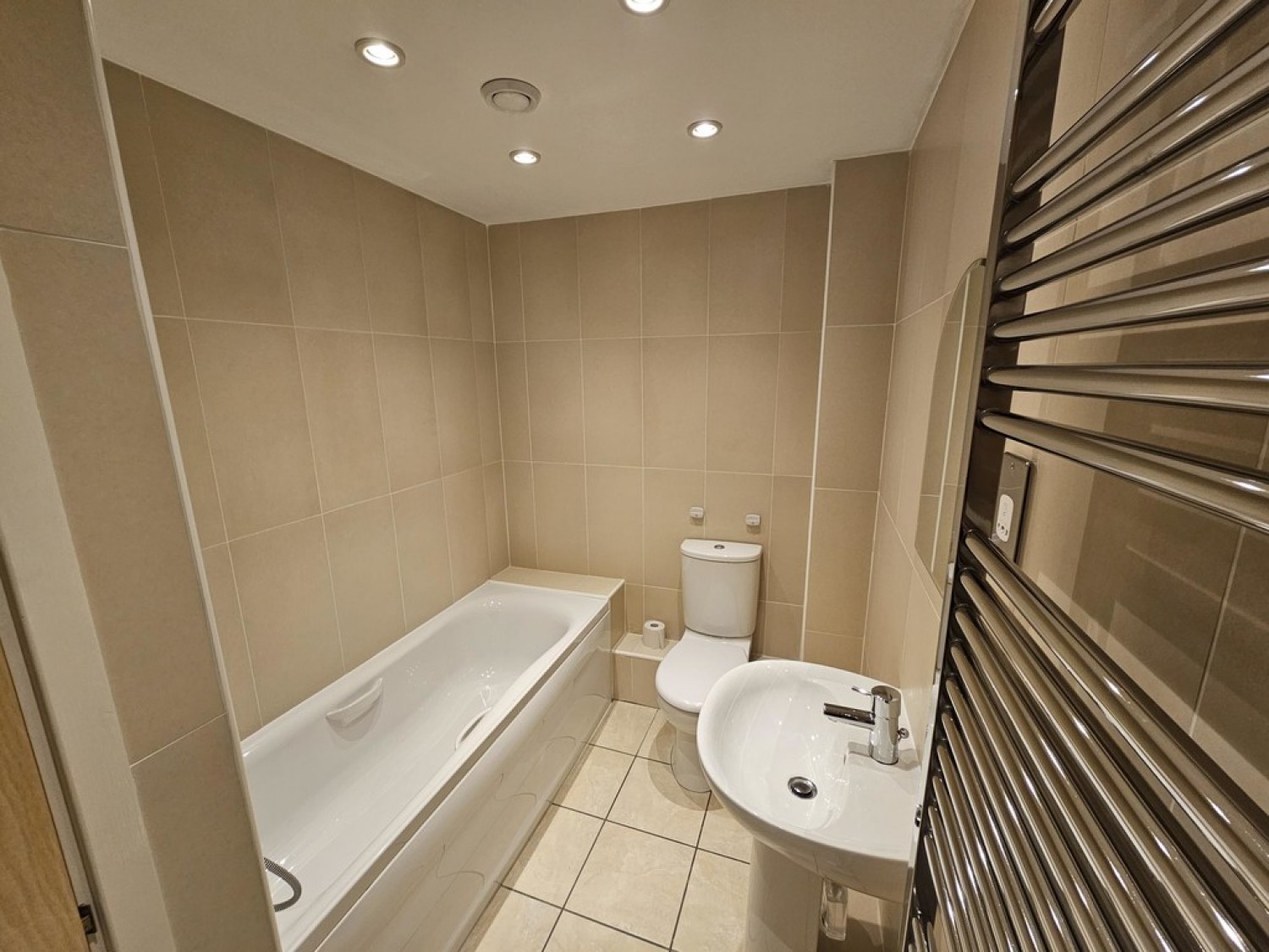 2 bedroom Flat for Letting Chaloner Hall Apartments