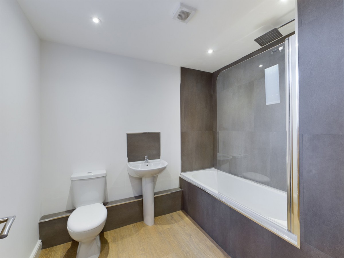 The Globe, Guisborough