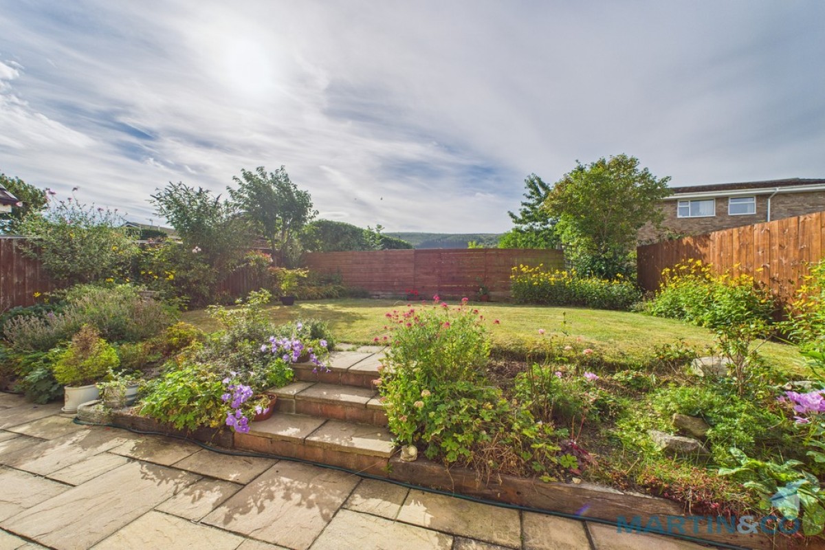 Eglinton Avenue, Guisborough