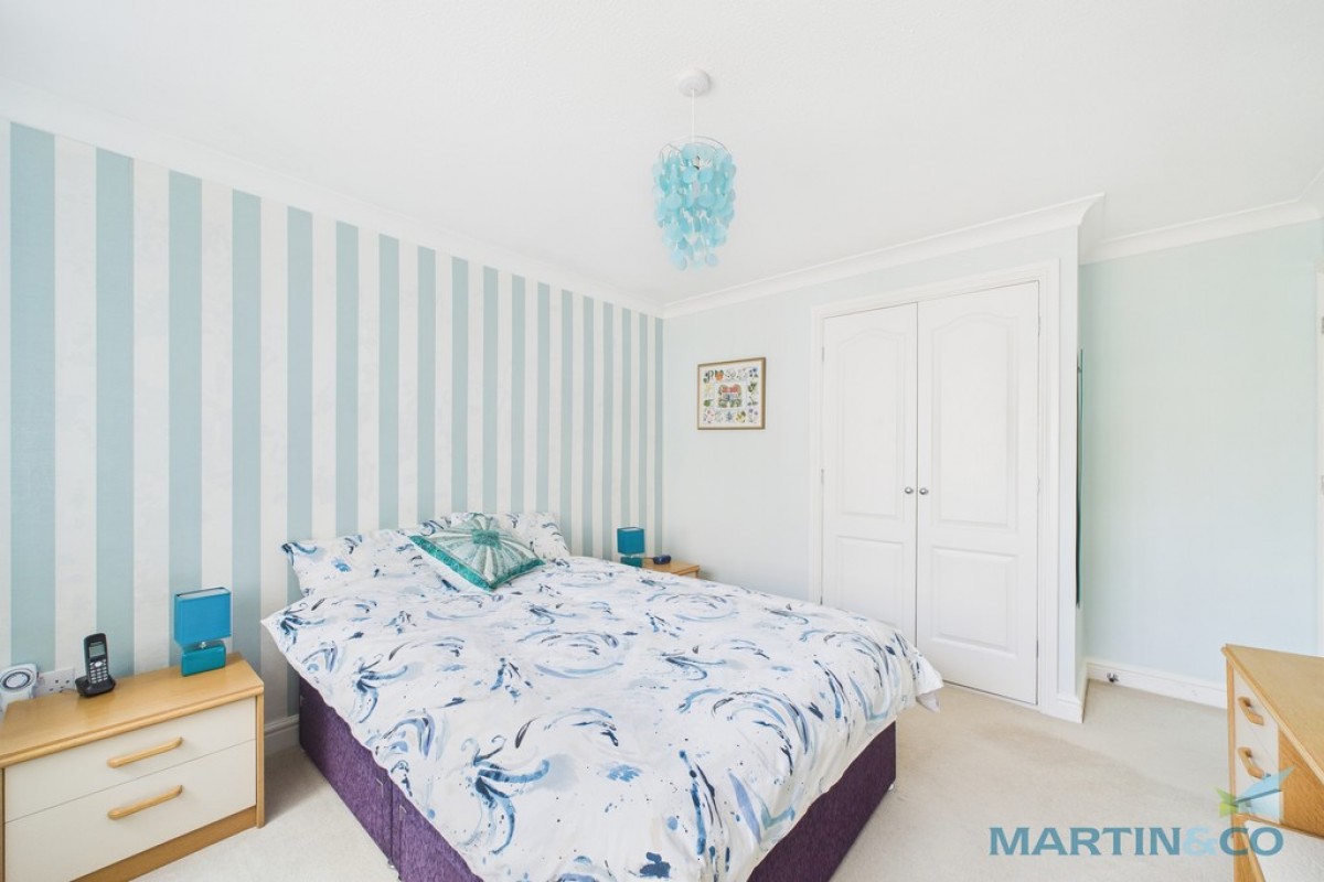 Eglinton Avenue, Guisborough