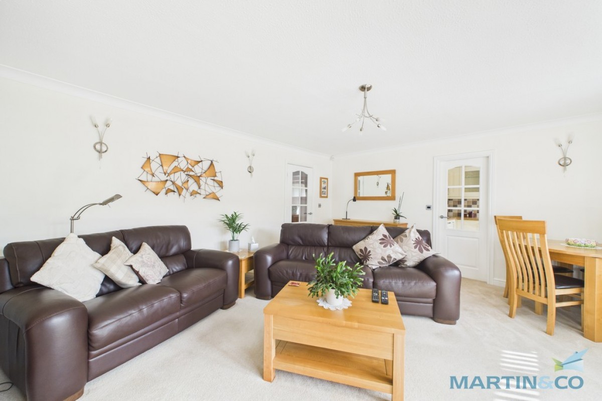 Eglinton Avenue, Guisborough