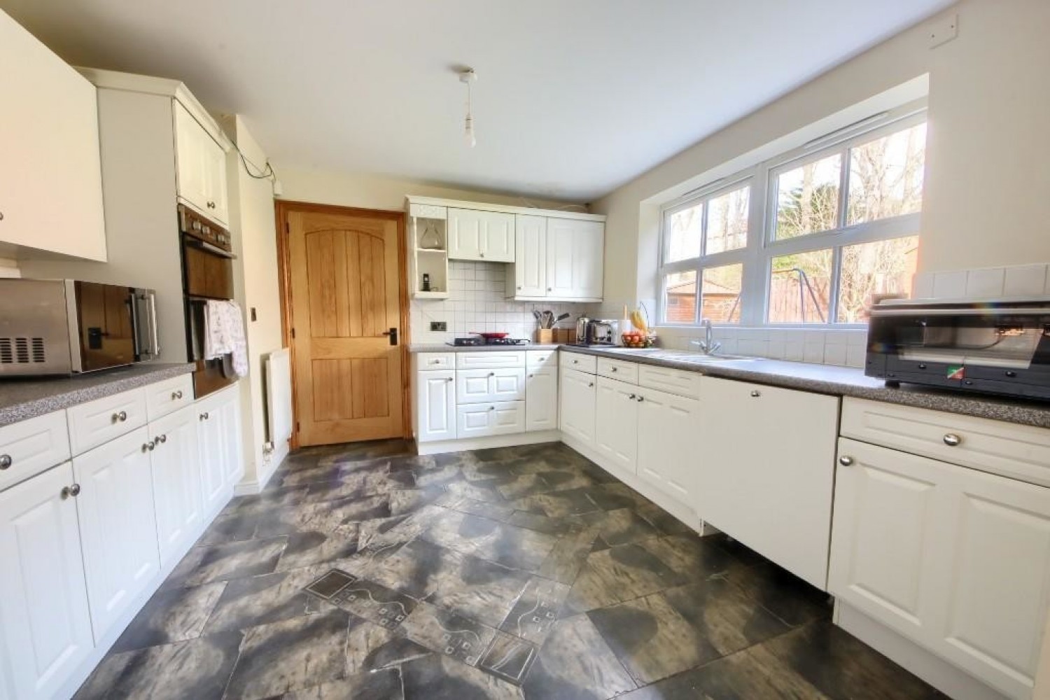 4 bedroom House in Roseberry Mount, Guisborough