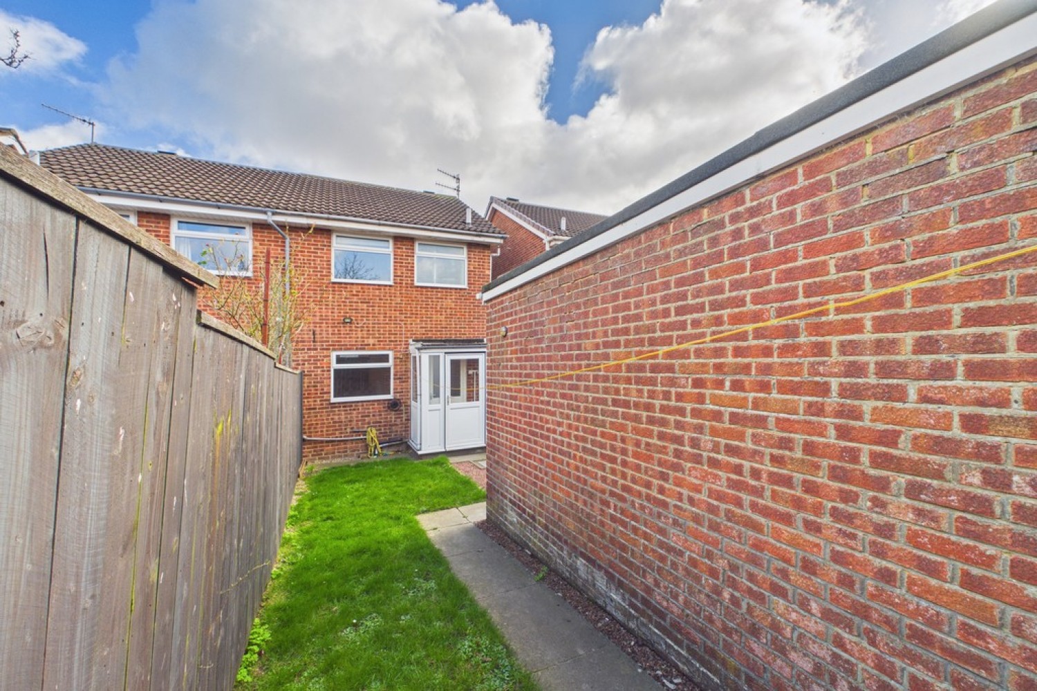 2 bedroom House for Sale Carlow Close, Guisborough