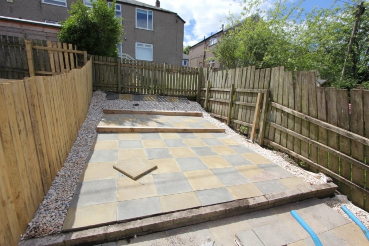 KINGSPARK, CURTIS AVENUE, G44 4NP - UNFURNISHED