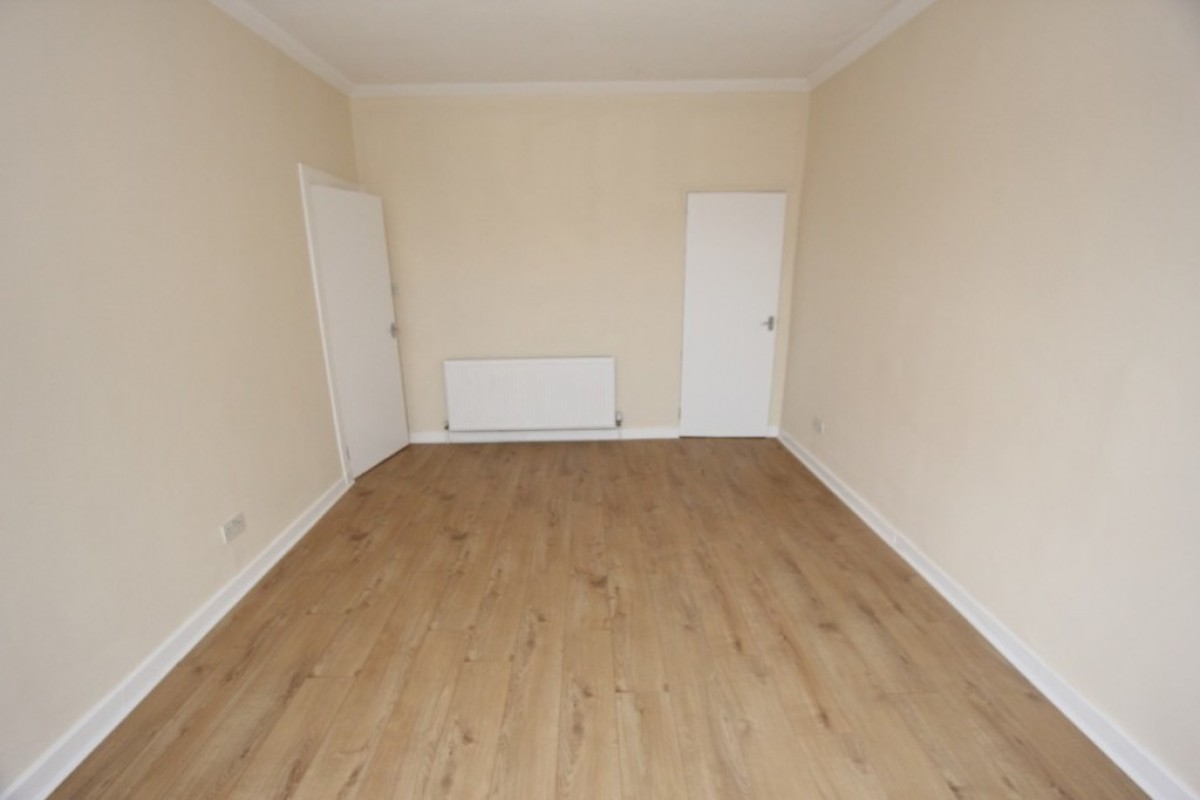 KINGSPARK, CURTIS AVENUE, G44 4NP - UNFURNISHED